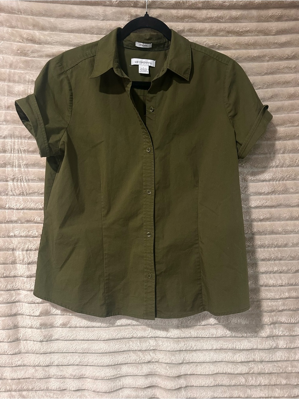 Liz Claiborne Olive Green Short-Sleeve Button Front Shirt